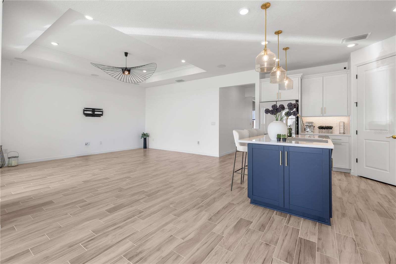 Listing photo id 28 for 6952 Rosy Sky Avenue