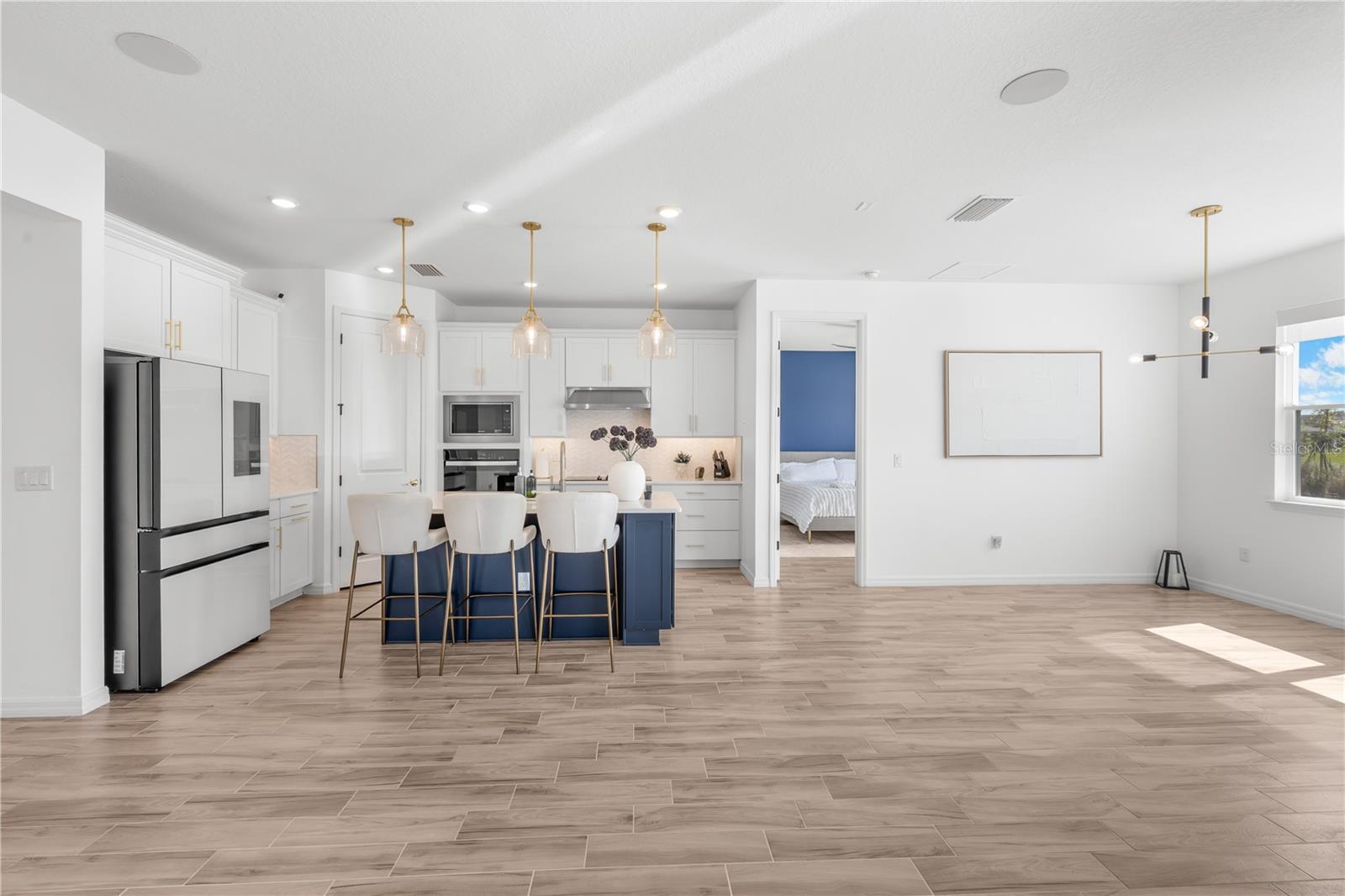 Listing photo id 35 for 6952 Rosy Sky Avenue