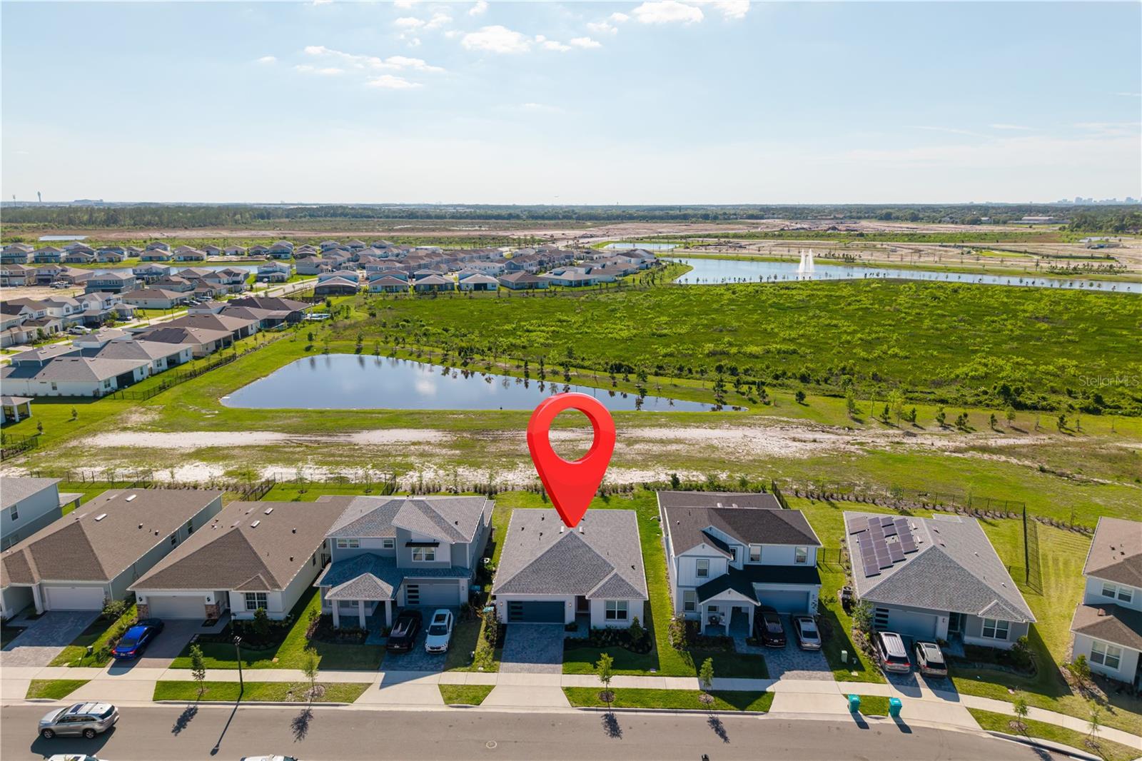Listing photo id 51 for 6952 Rosy Sky Avenue
