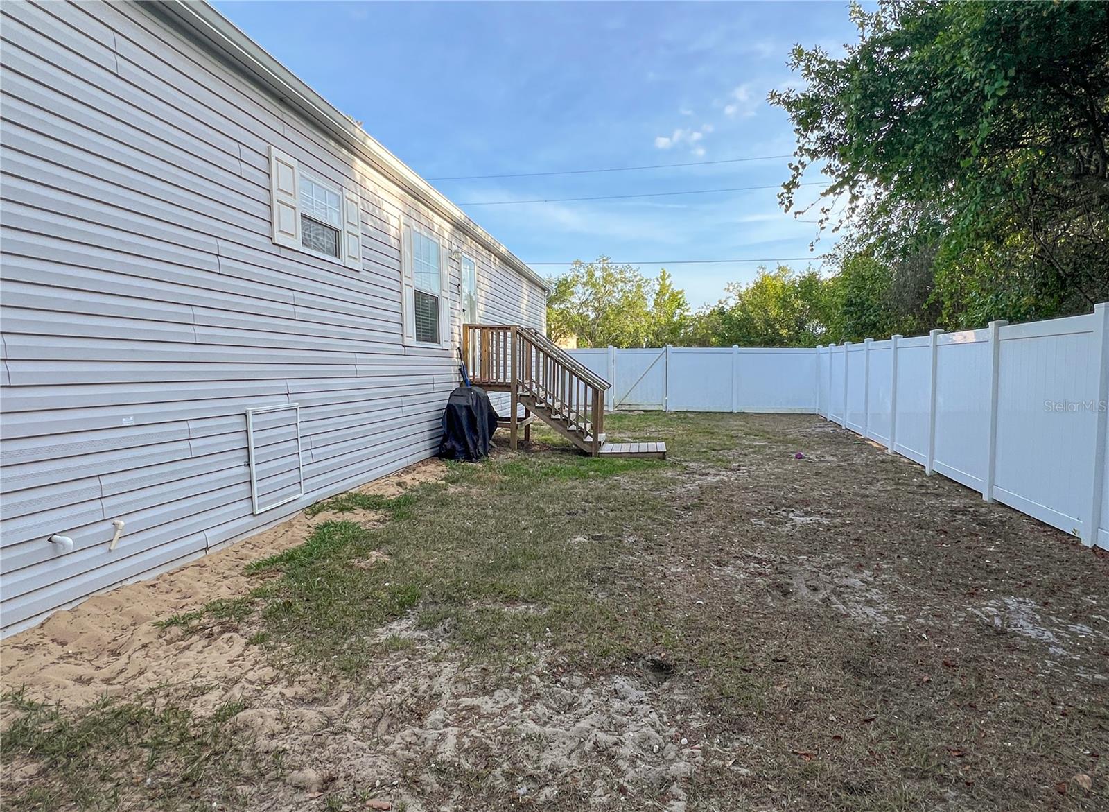 Image 16 of 22 For 12203 Lantana Avenue