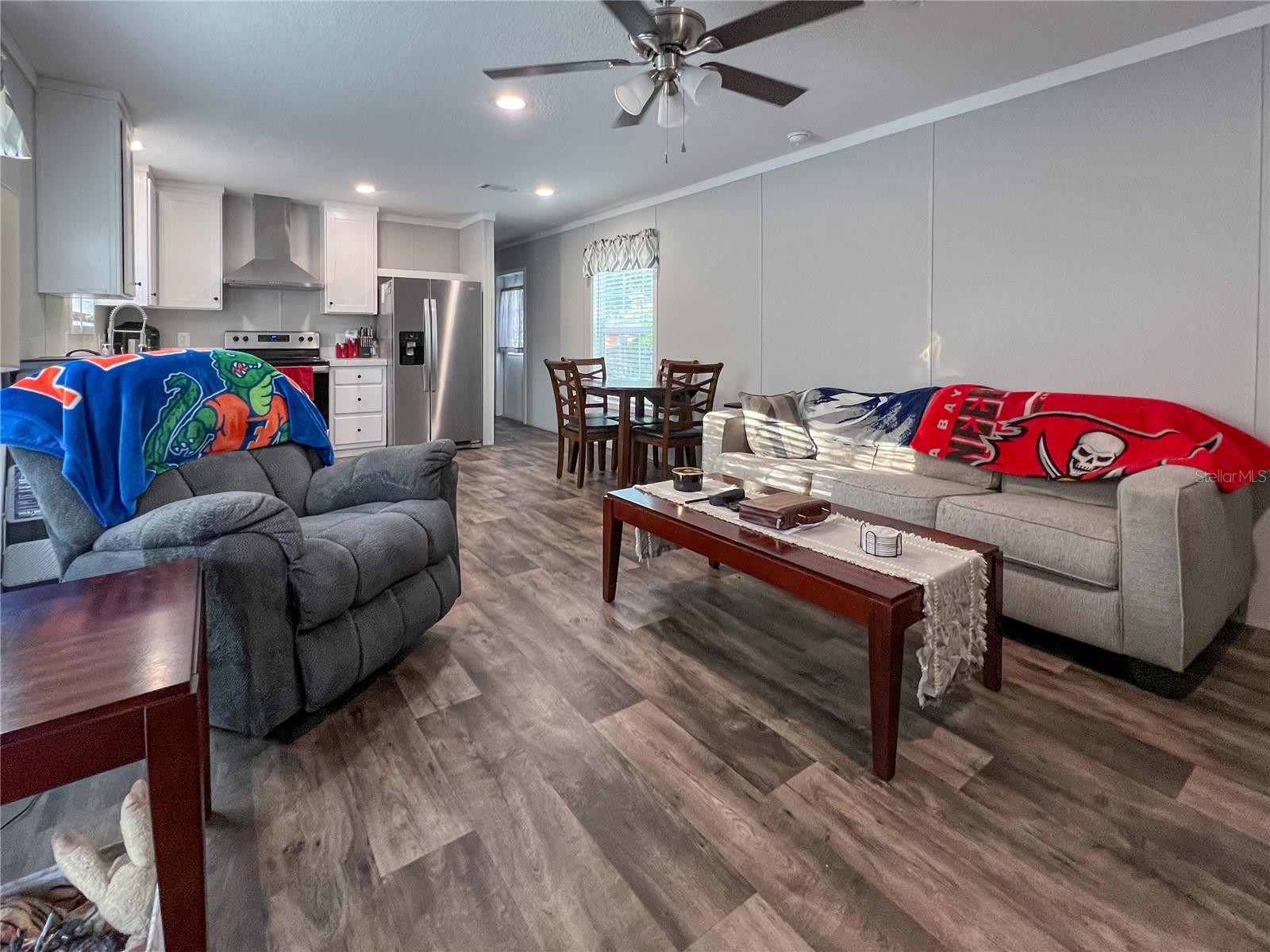 Image 4 of 22 For 12203 Lantana Avenue