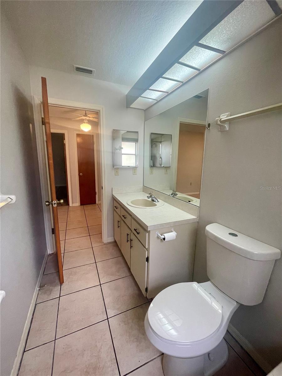 Image 10 of 18 For 10337 Usher Street