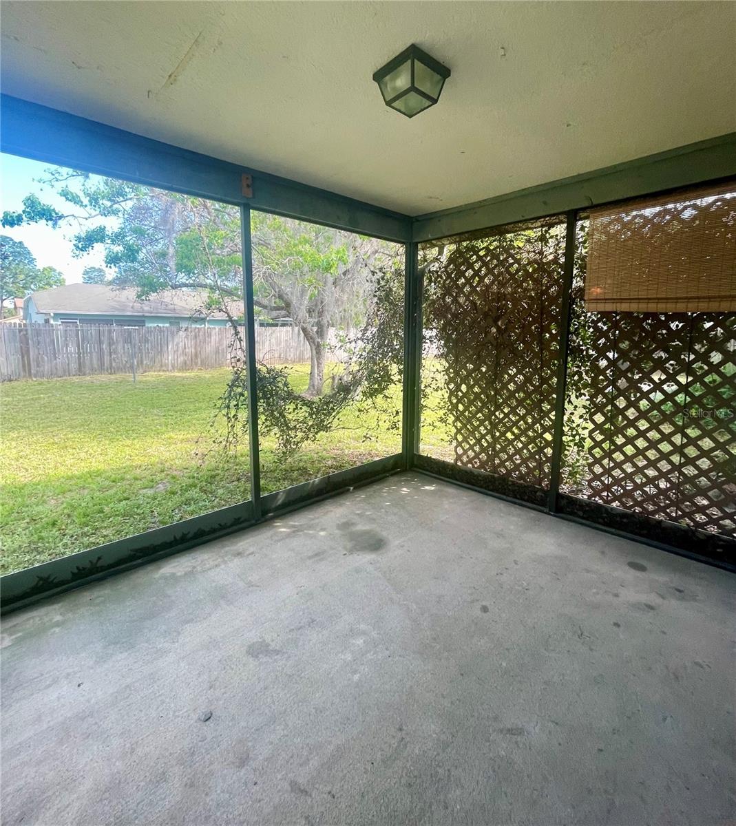 Image 12 of 18 For 10337 Usher Street