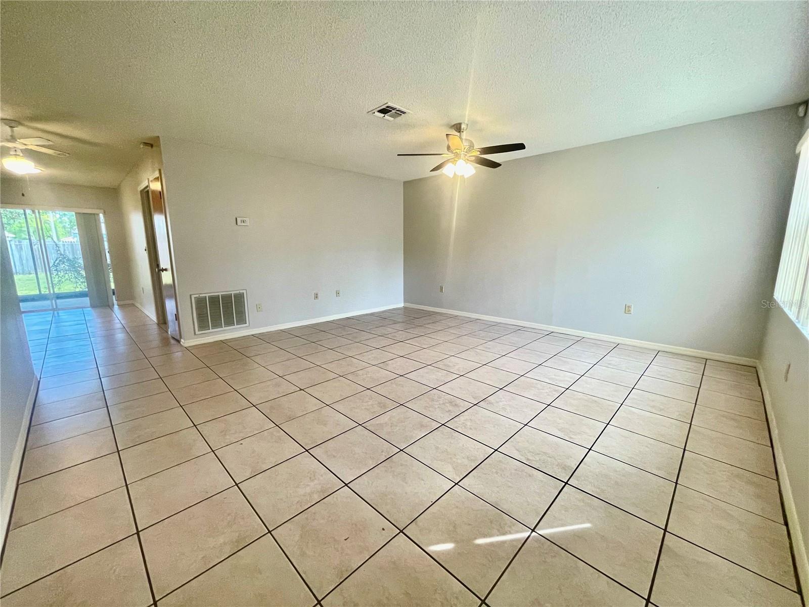 Image 2 of 18 For 10337 Usher Street