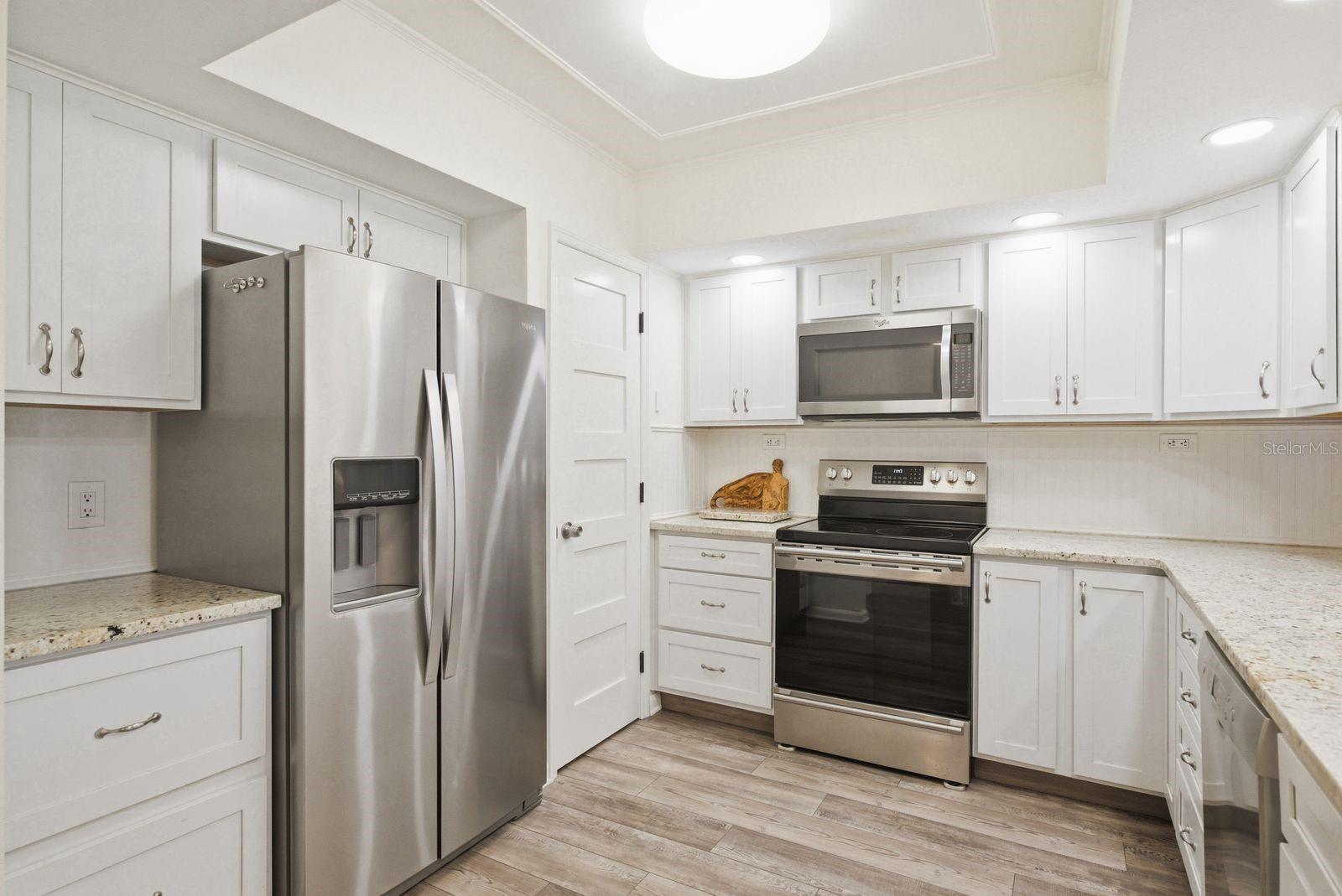 Image 12 of 58 For 302 Mariner Drive 302