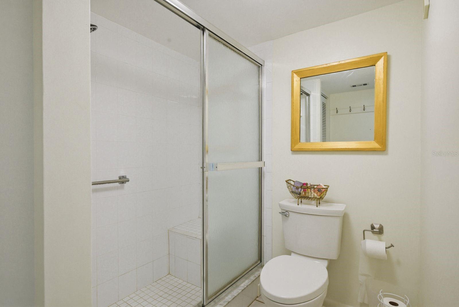 Image 20 of 58 For 302 Mariner Drive 302