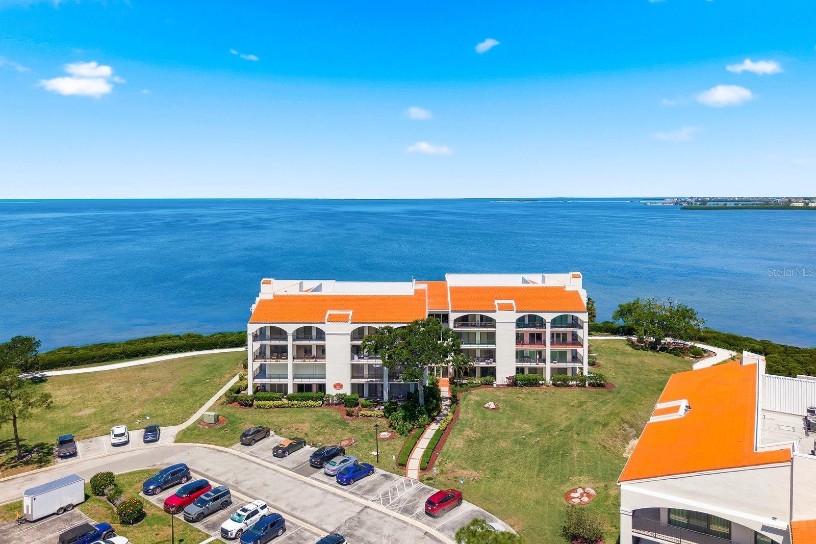 Image 29 of 58 For 302 Mariner Drive 302