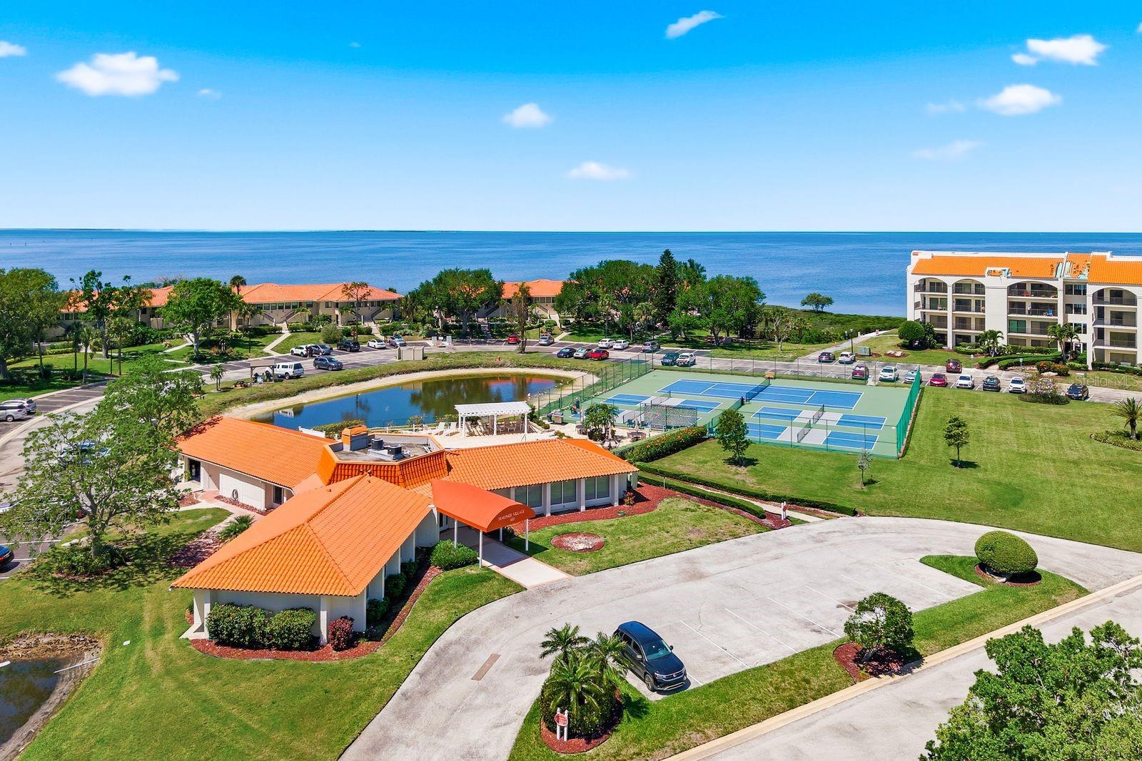 Image 31 of 58 For 302 Mariner Drive 302