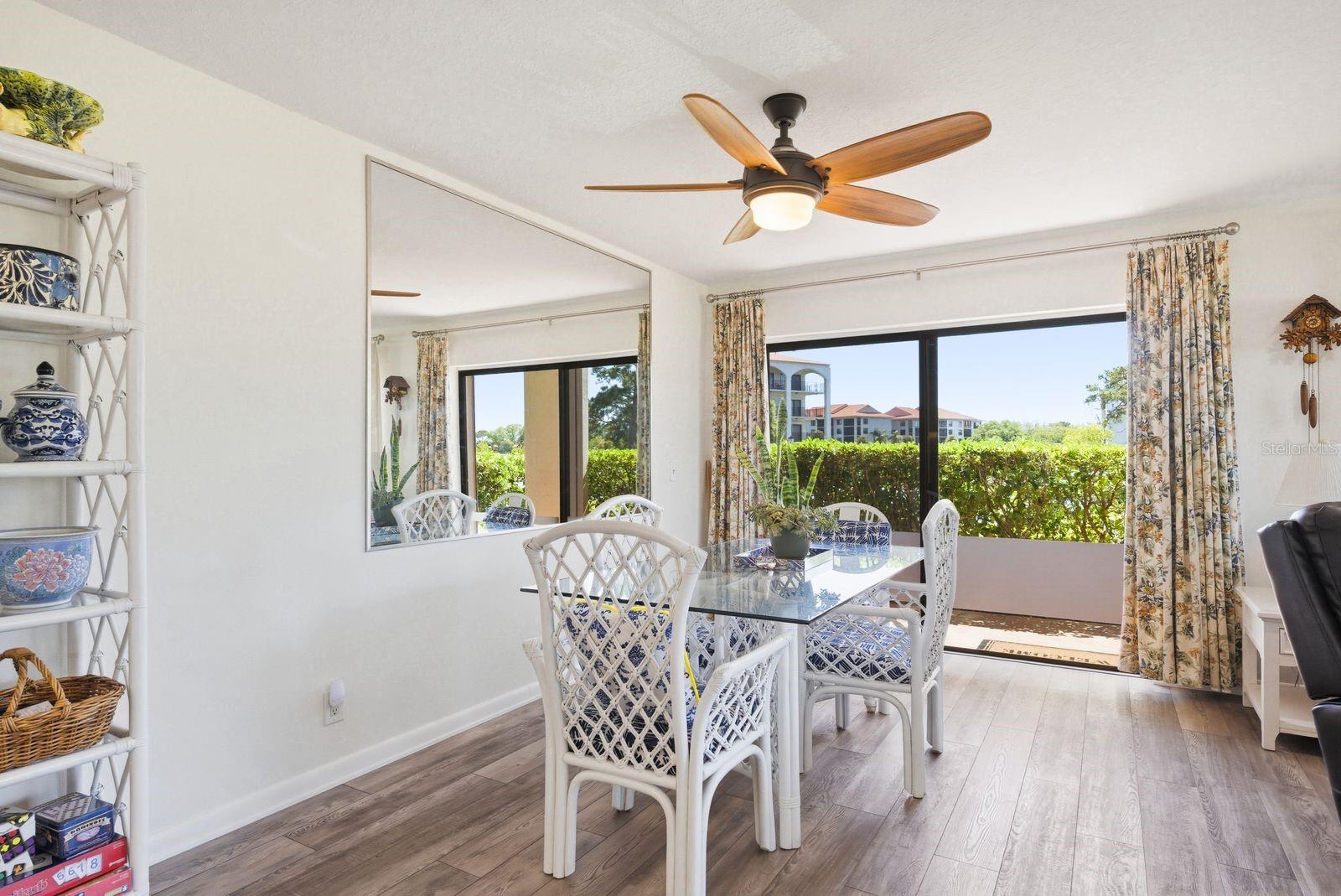 Image 9 of 58 For 302 Mariner Drive 302