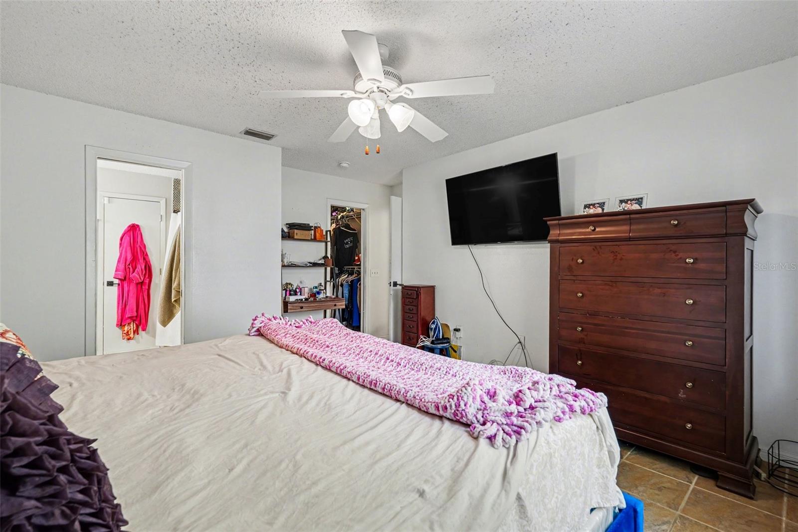 Image 24 of 29 For 4745 Silver Circle