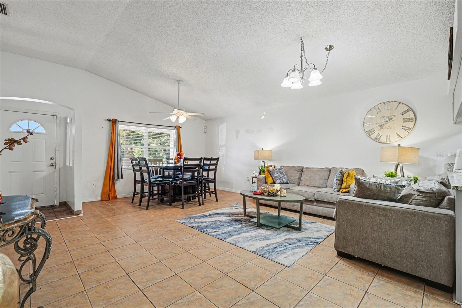 Image 6 of 29 For 4745 Silver Circle