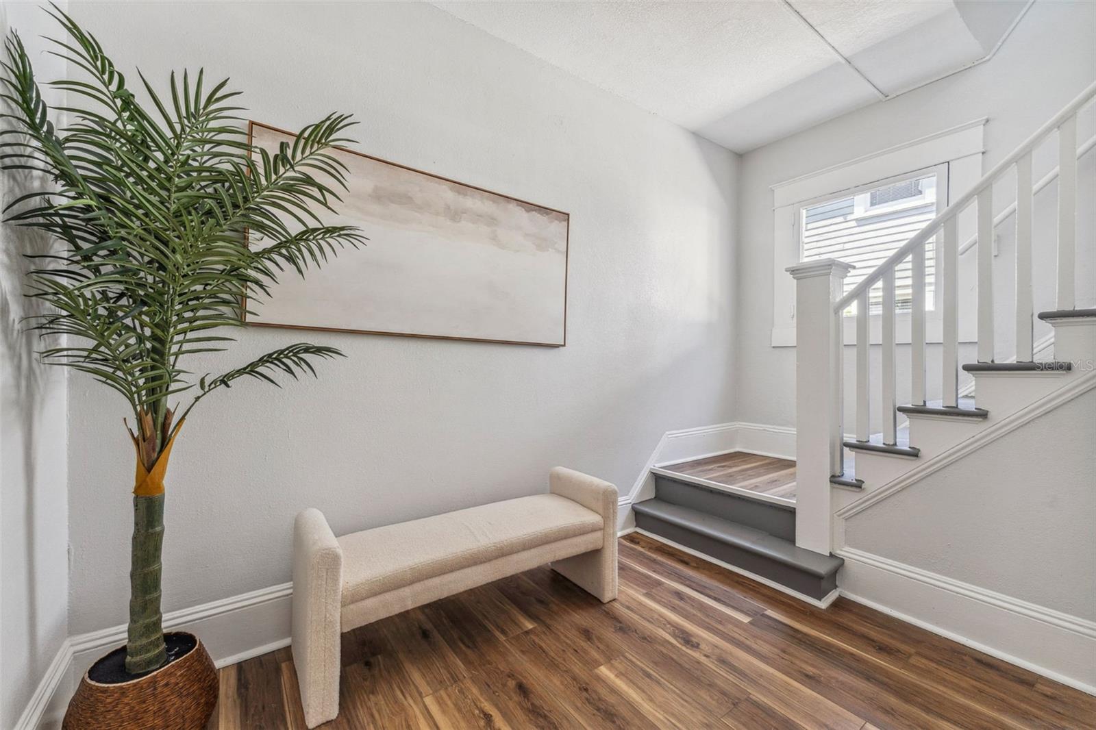 Image 21 of 51 For 307 Newport #1-2 Avenue