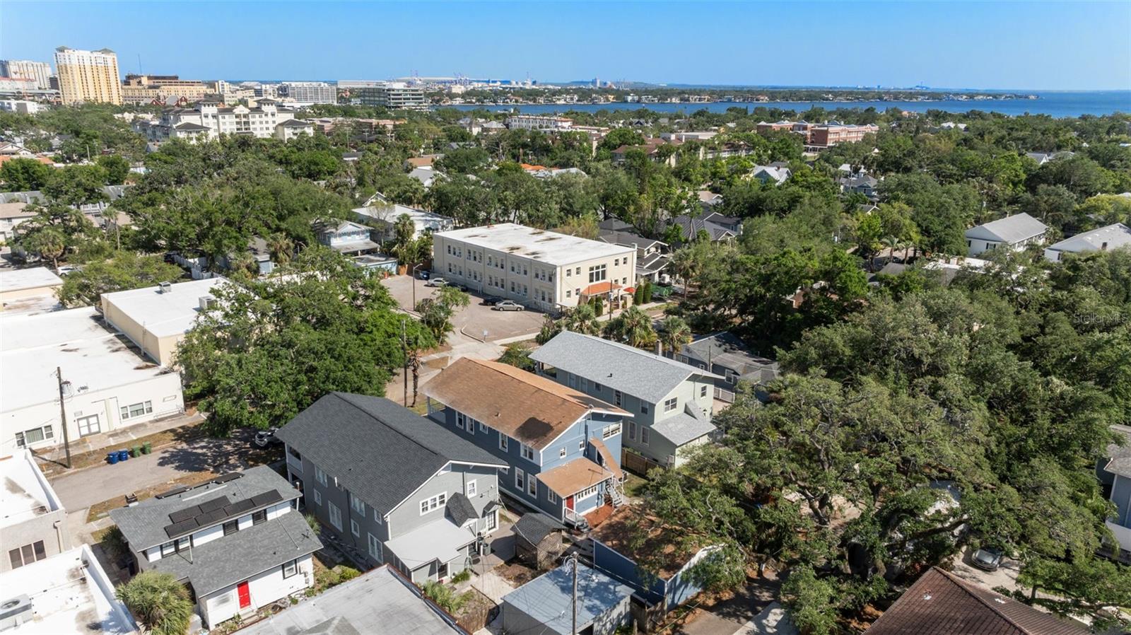 Image 44 of 51 For 307 Newport #1-2 Avenue