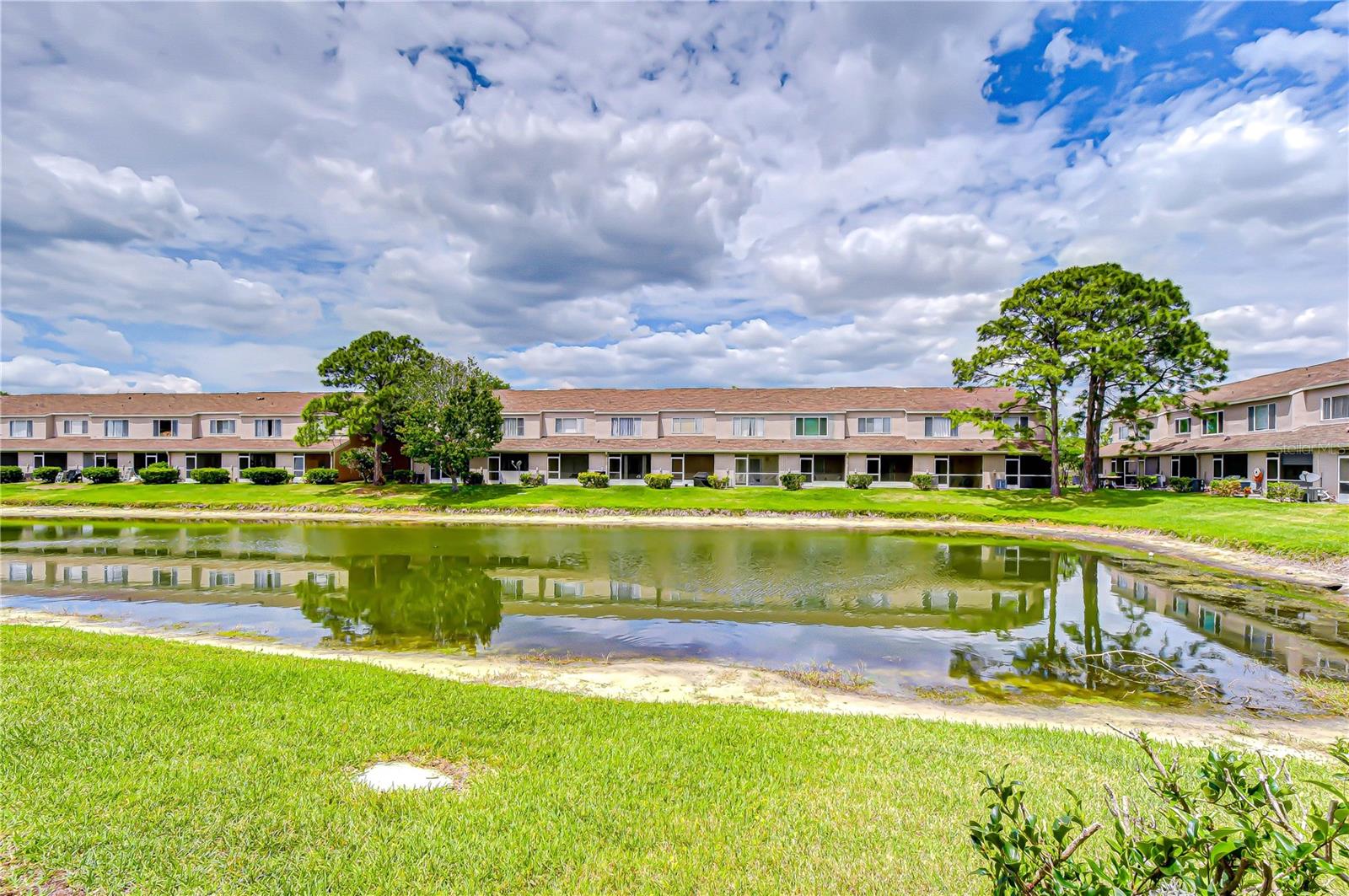 Image 28 of 38 For 6335 Bayside Key Drive