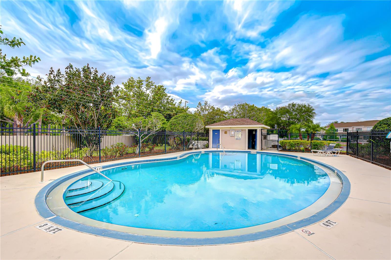 Image 33 of 38 For 6335 Bayside Key Drive