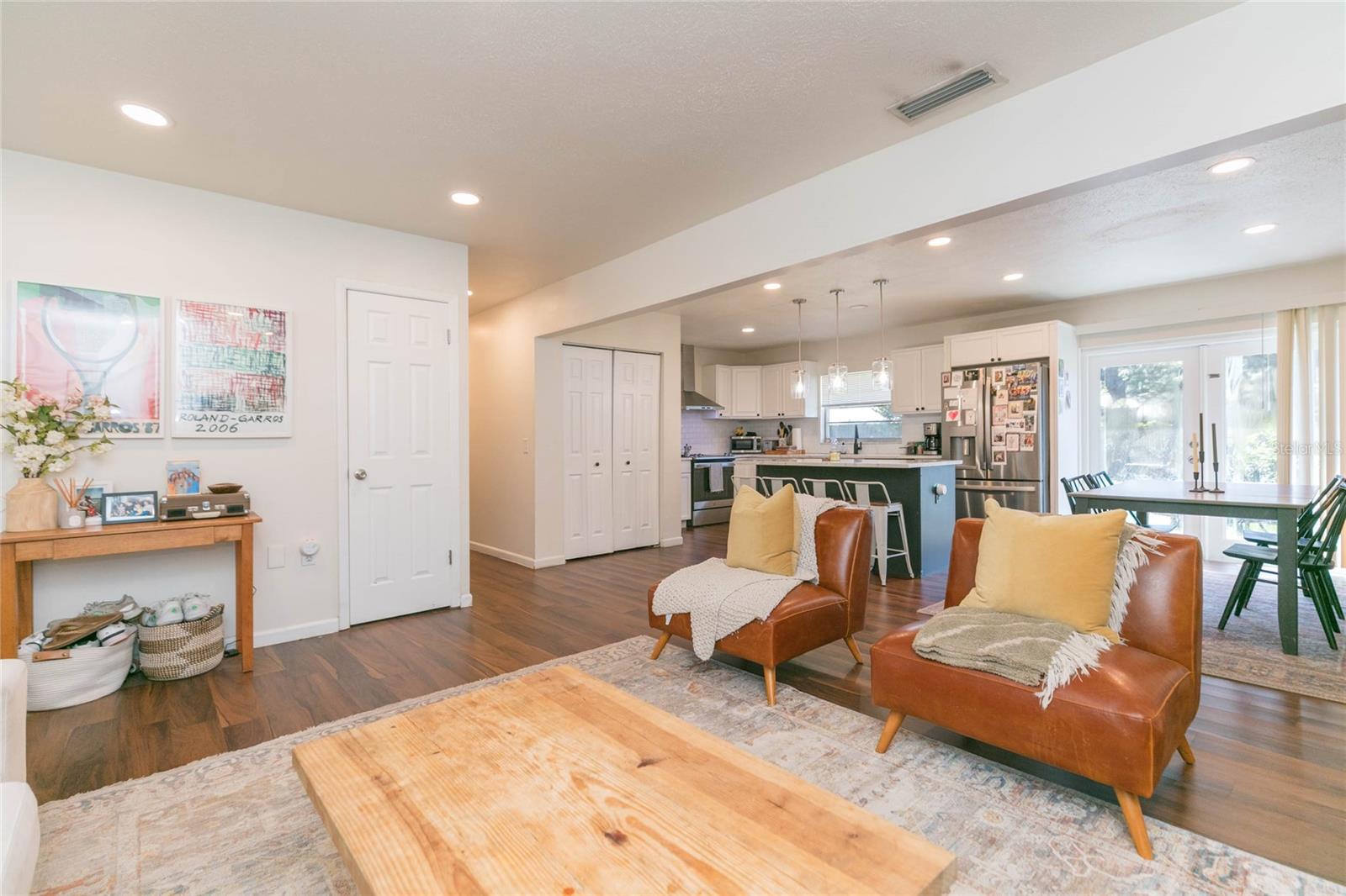 Image 4 of 25 For 1612 Berkshire Drive