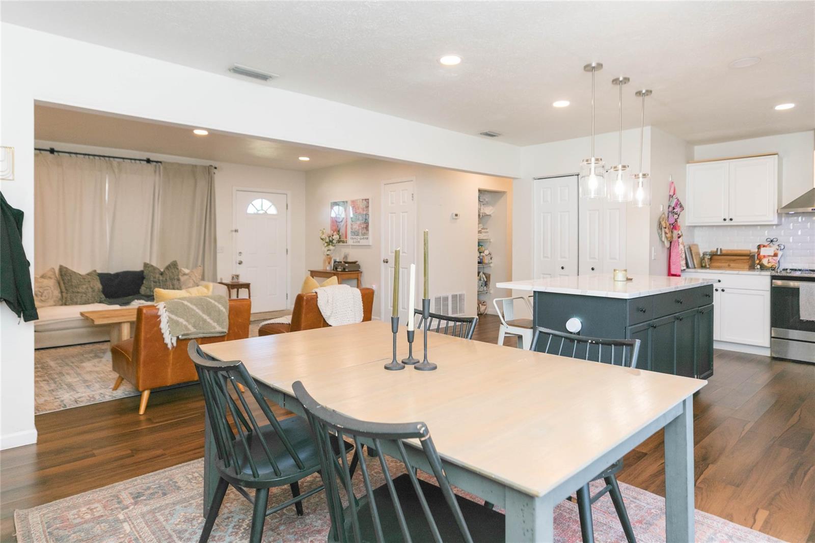 Image 7 of 25 For 1612 Berkshire Drive