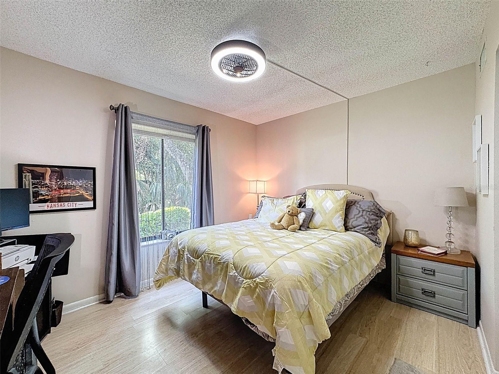 Image 12 of 19 For 3188 Lake Pine Way S B1