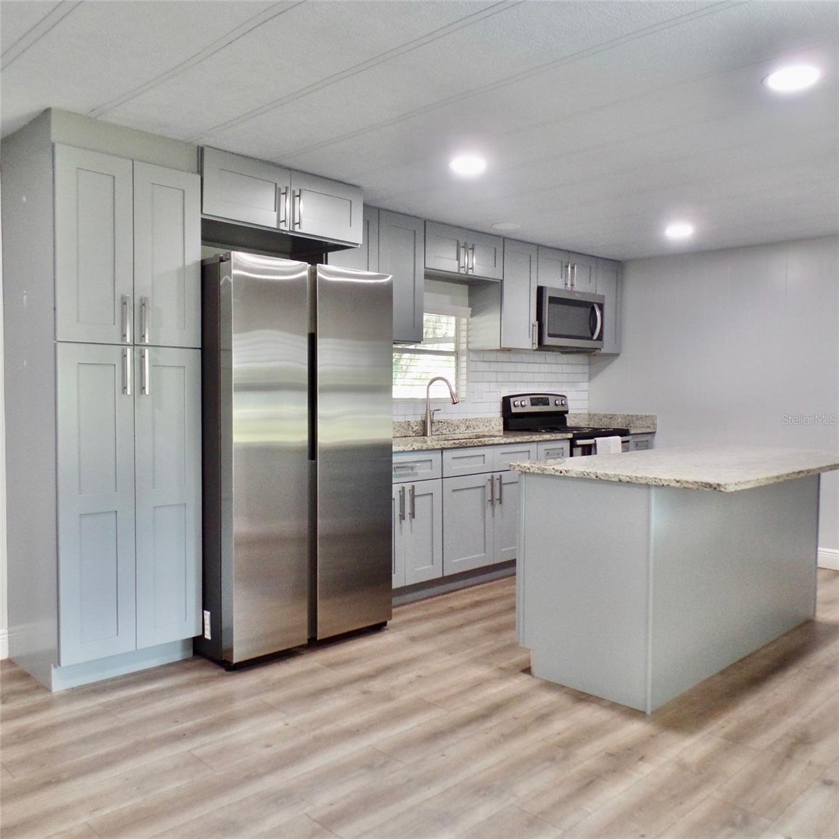 Image 10 of 43 For 4637 Fox Ridge Boulevard
