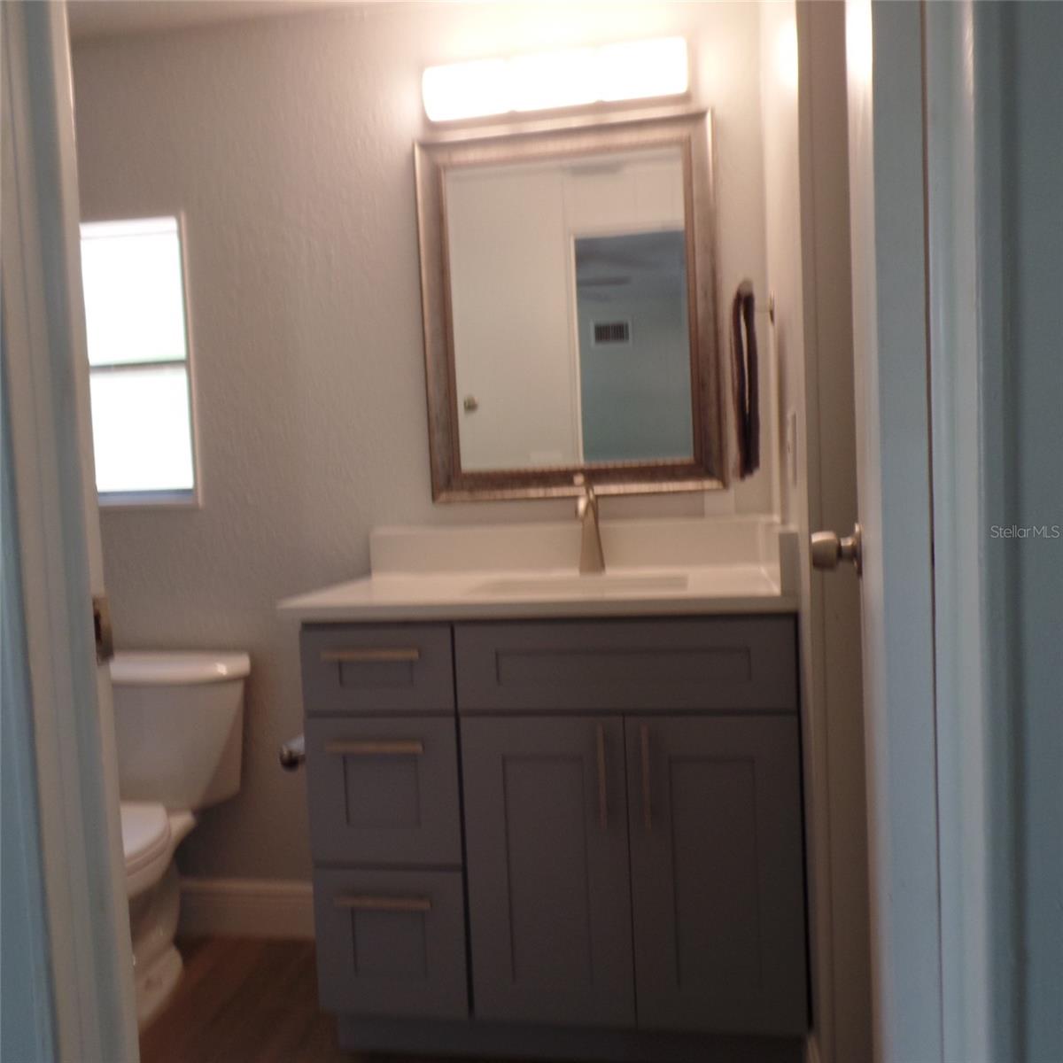 Image 15 of 43 For 4637 Fox Ridge Boulevard