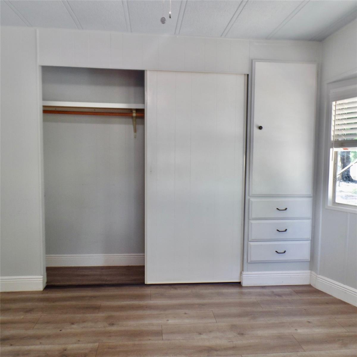 Image 16 of 43 For 4637 Fox Ridge Boulevard