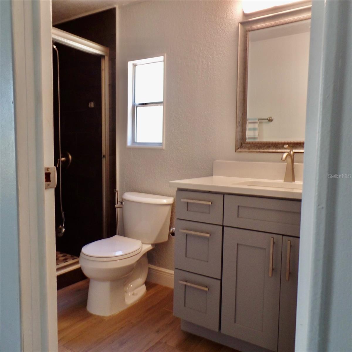 Image 18 of 43 For 4637 Fox Ridge Boulevard