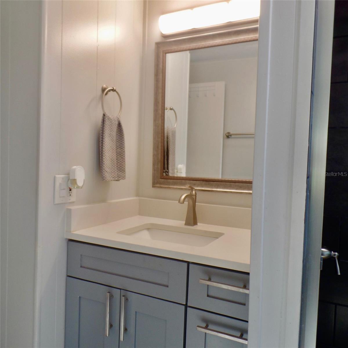 Image 22 of 43 For 4637 Fox Ridge Boulevard