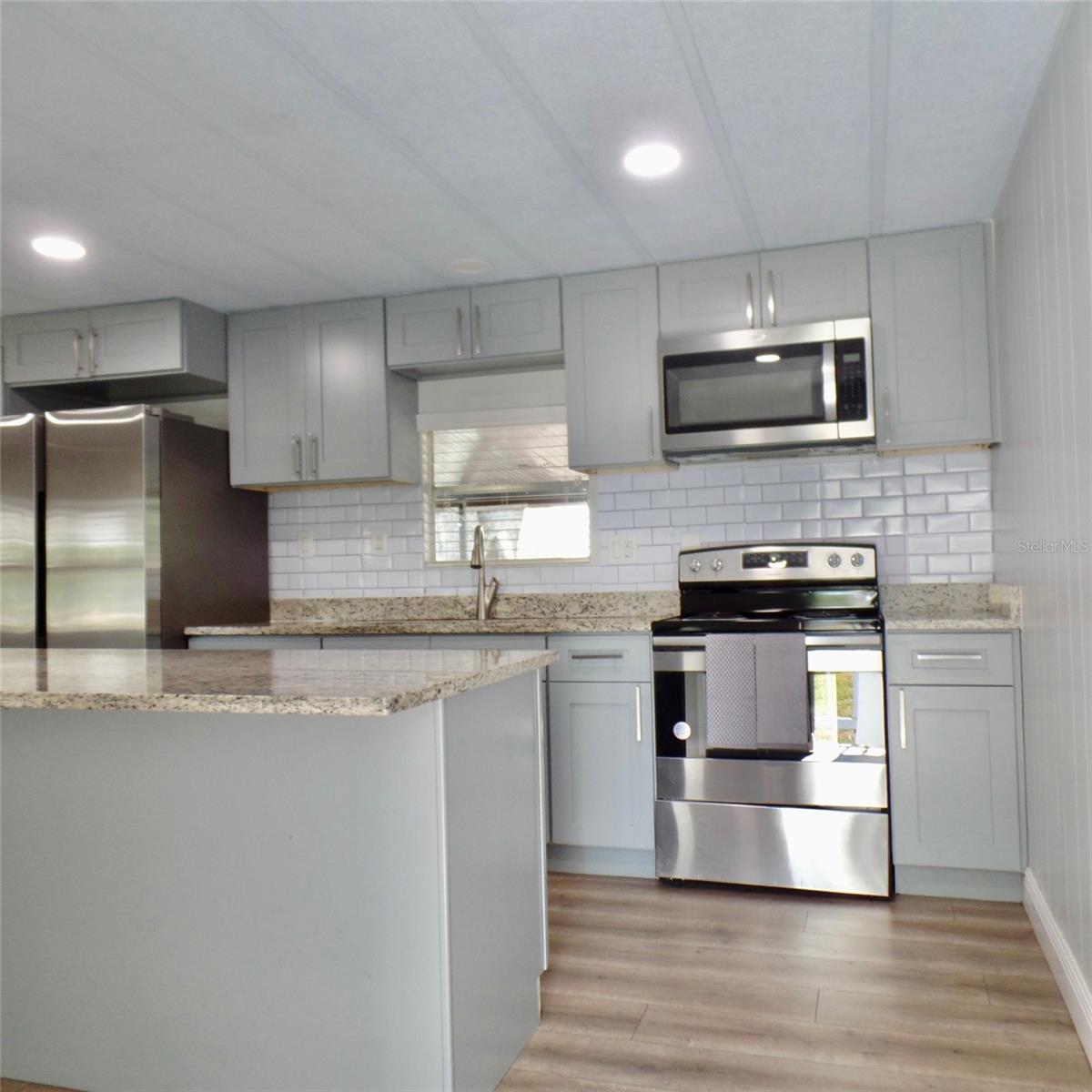 Image 5 of 43 For 4637 Fox Ridge Boulevard