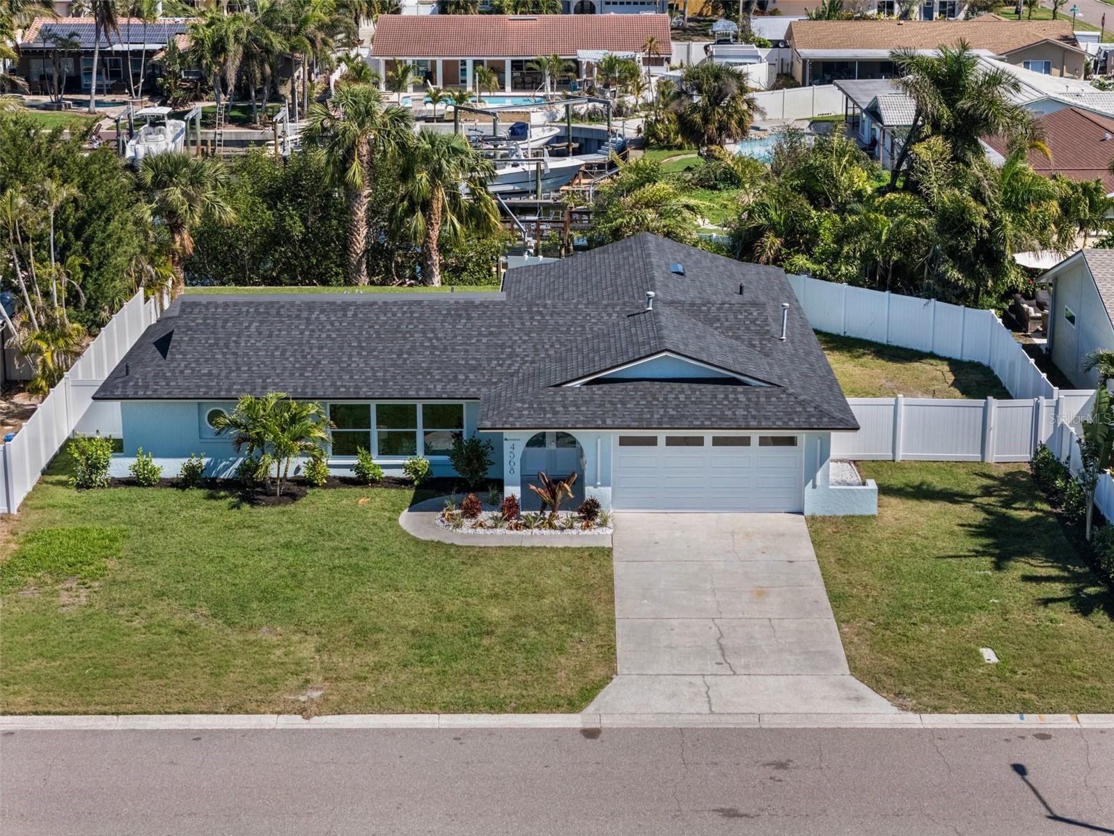 Details for 4568 40th Street S, ST PETERSBURG, FL 33711