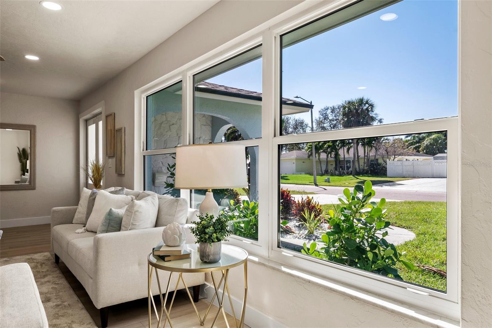 Listing photo id 28 for 4568 40th Street S