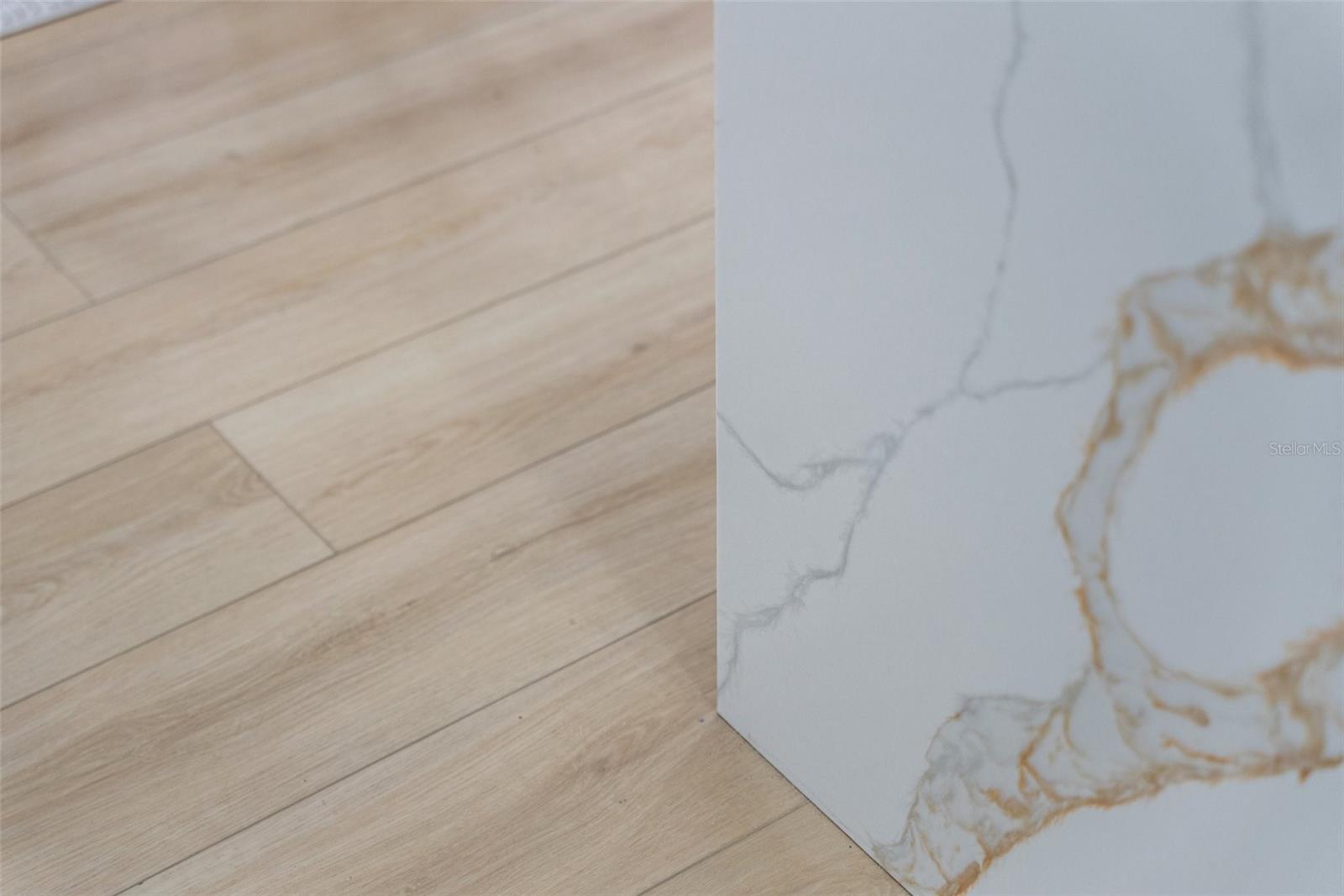 Listing photo id 59 for 4568 40th Street S