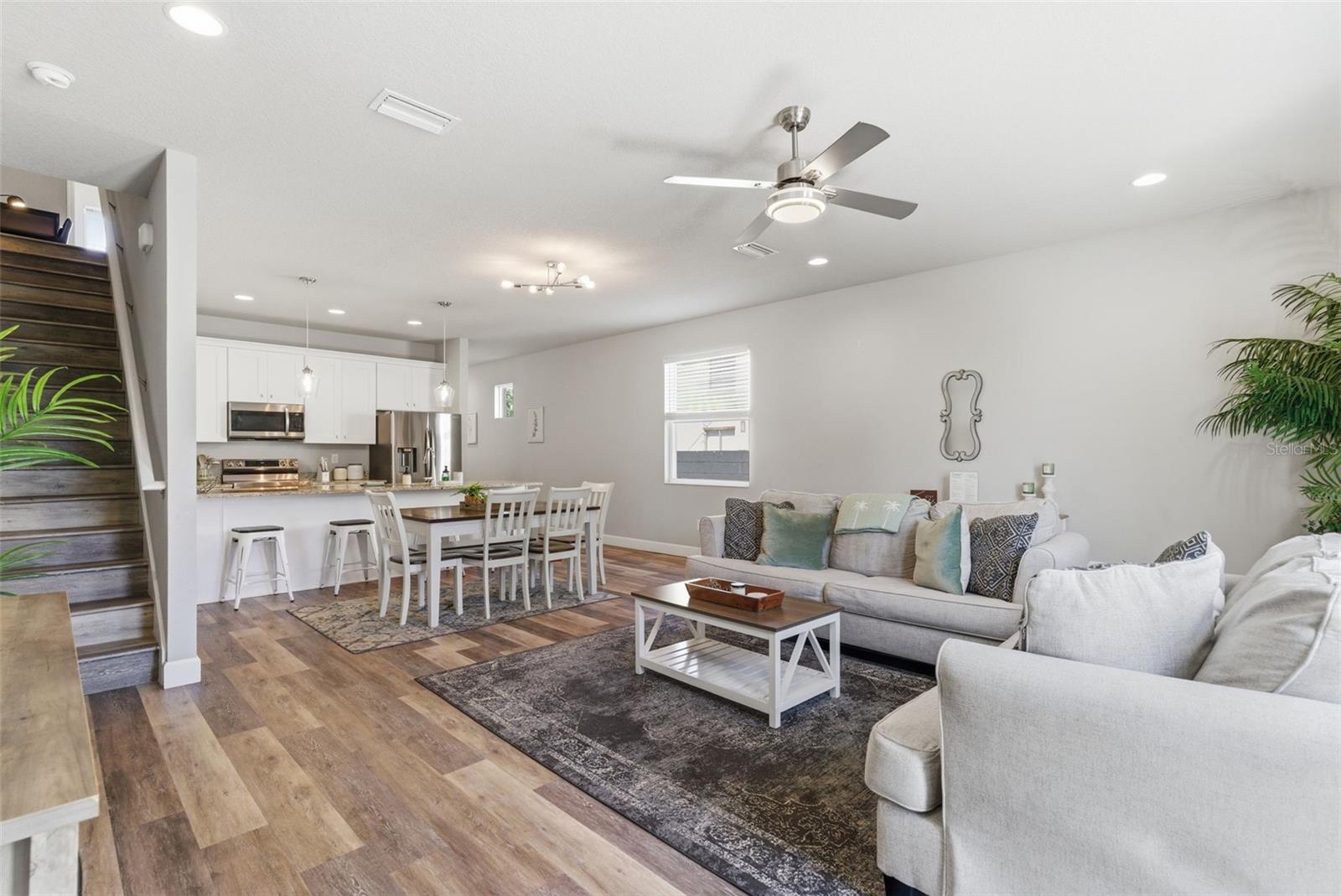 Image 14 of 27 For 3902 Everett Street 1