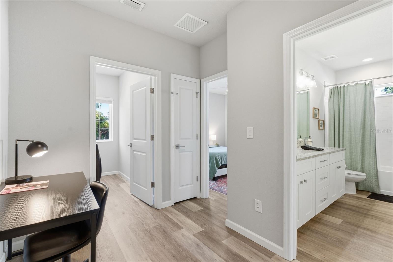 Image 16 of 27 For 3902 Everett Street 1