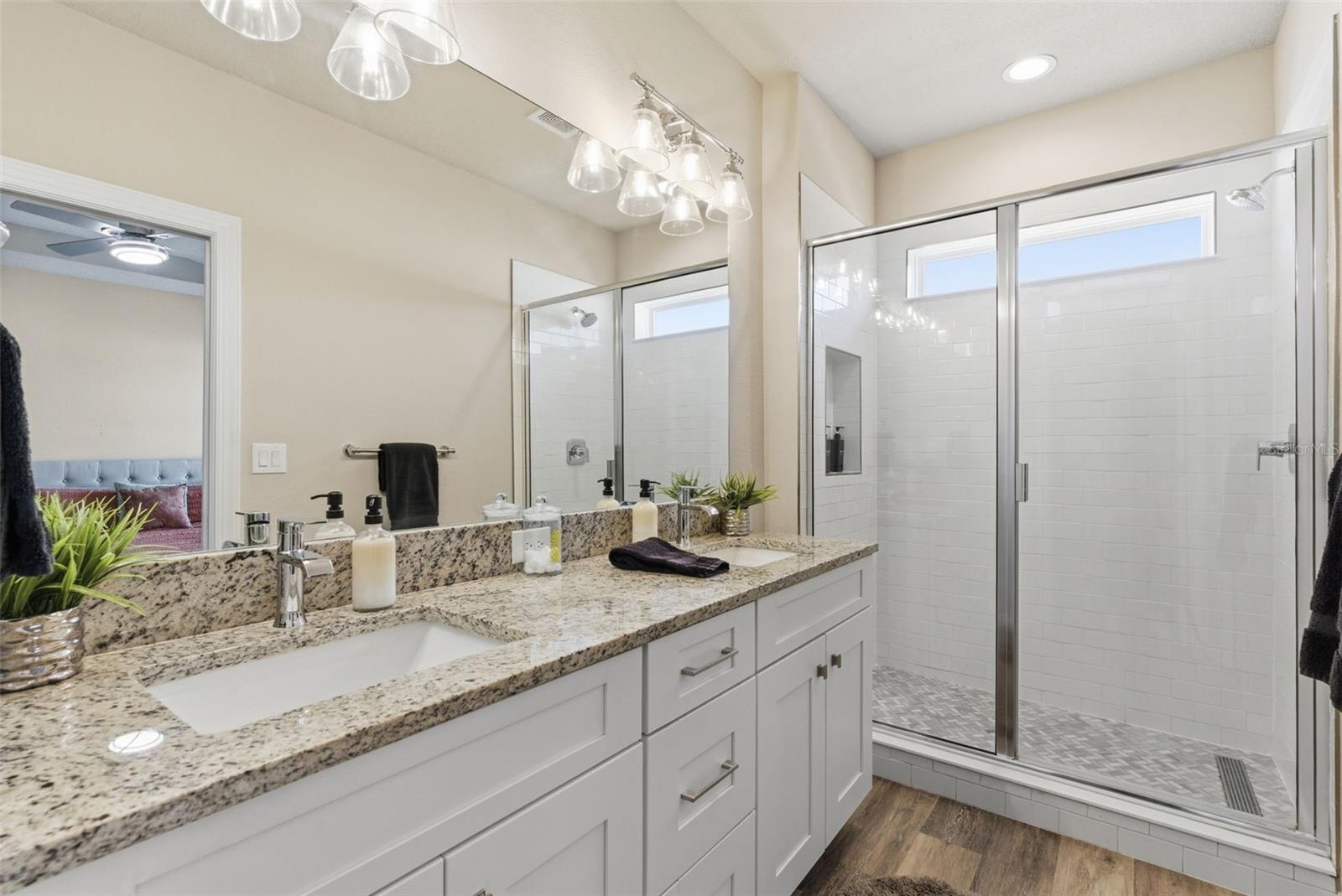 Image 20 of 27 For 3902 Everett Street 1