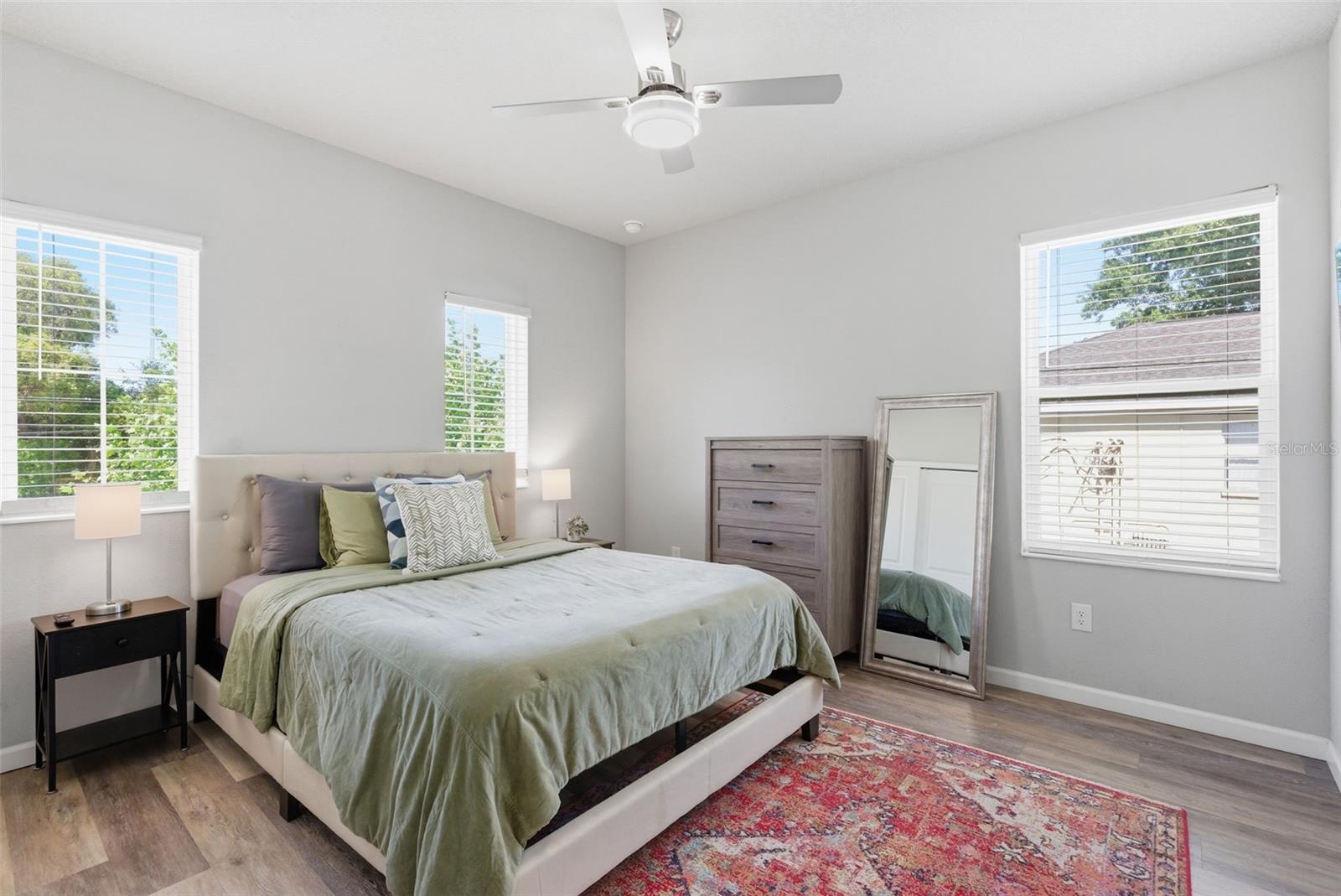 Image 23 of 27 For 3902 Everett Street 1