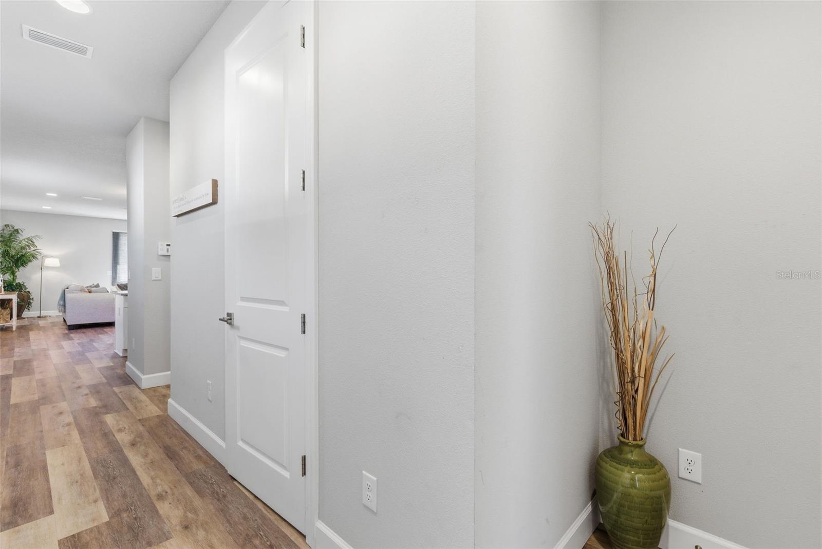 Image 4 of 27 For 3902 Everett Street 1