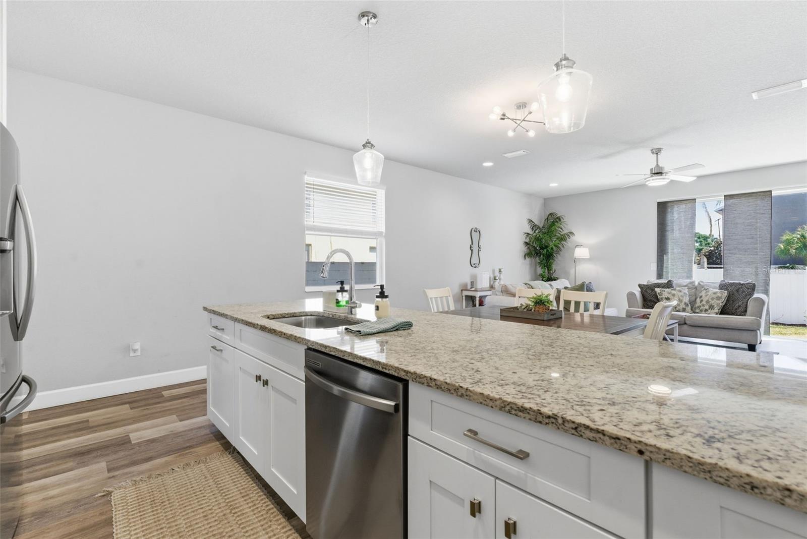 Image 9 of 27 For 3902 Everett Street 1