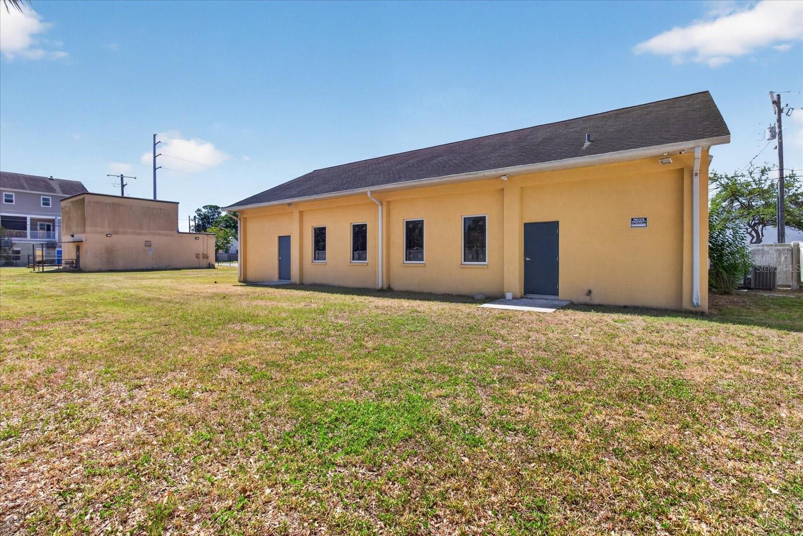 Image 18 of 25 For 2018 Grant Street