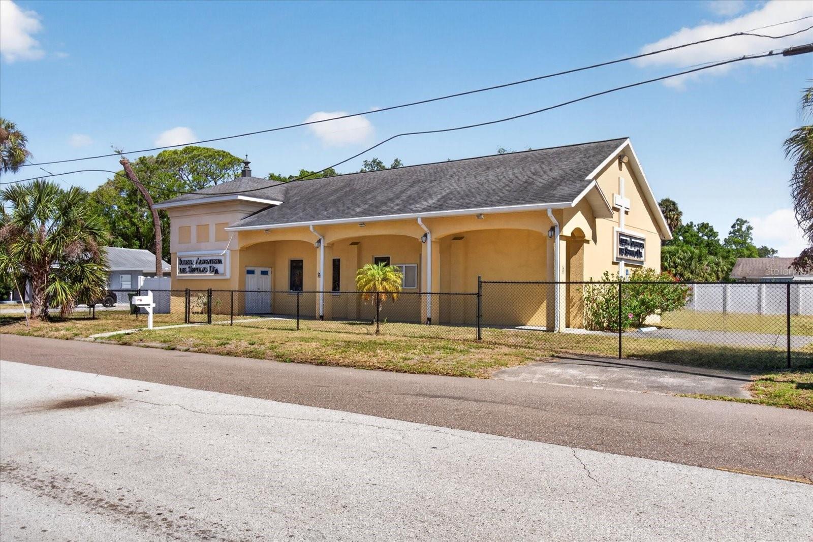 Image 3 of 25 For 2018 Grant Street