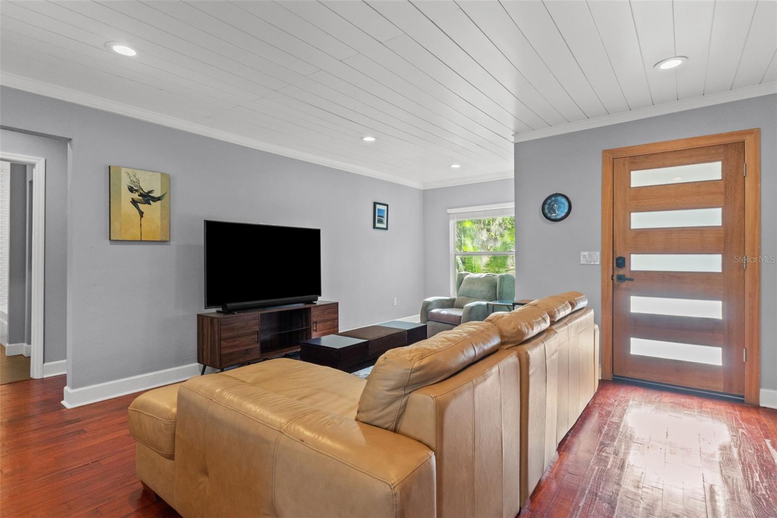 Image 10 of 67 For 1502 Park Circle