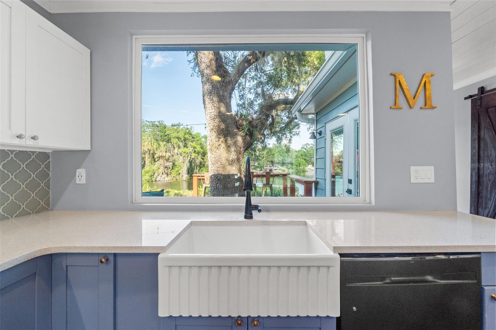 Image 21 of 67 For 1502 Park Circle