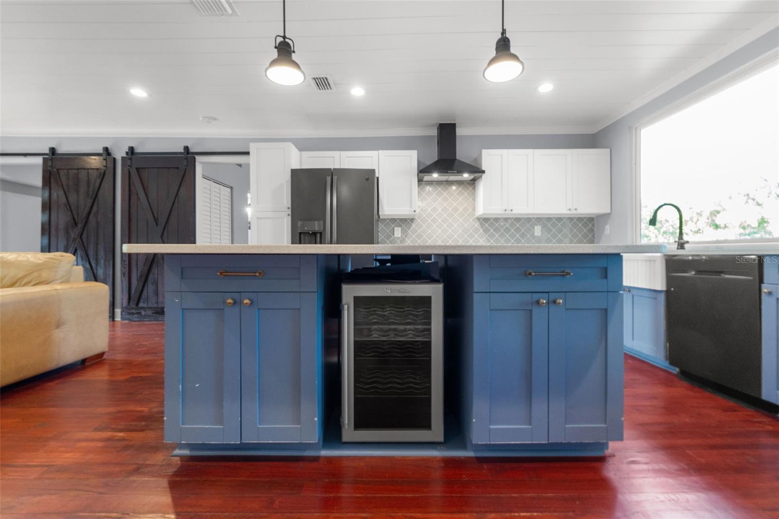 Image 24 of 67 For 1502 Park Circle