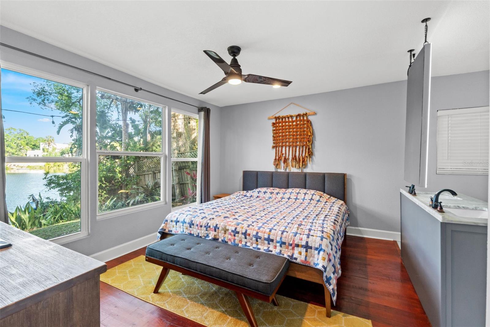 Image 30 of 67 For 1502 Park Circle