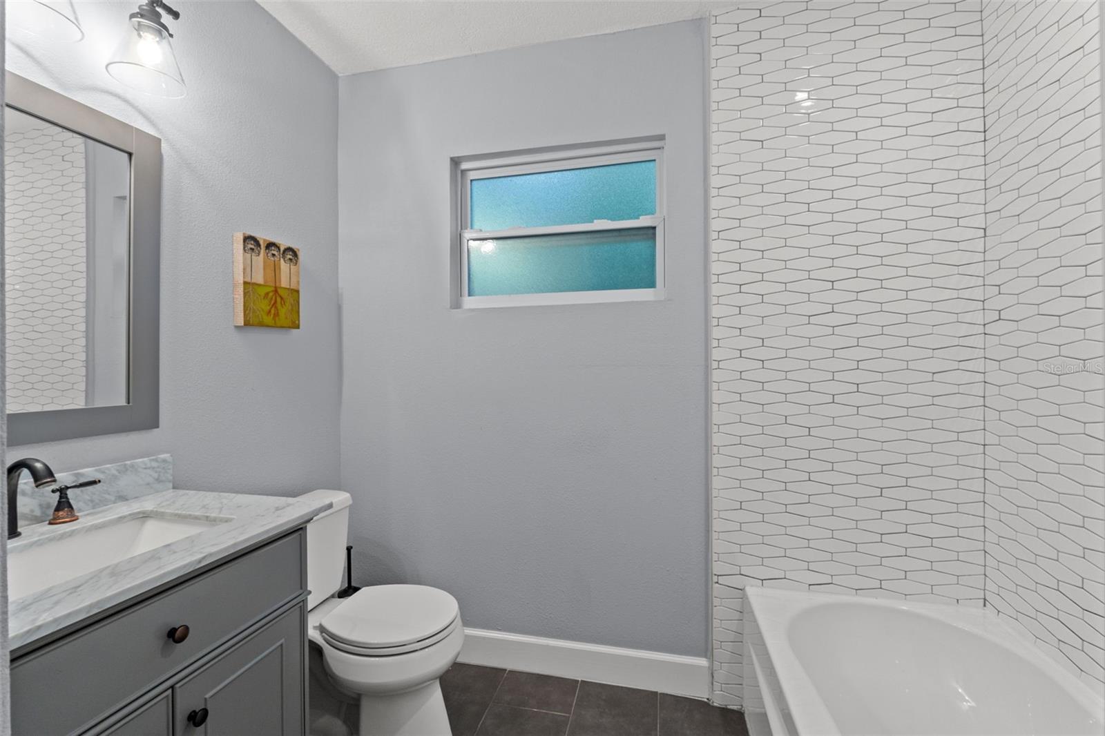 Image 38 of 67 For 1502 Park Circle