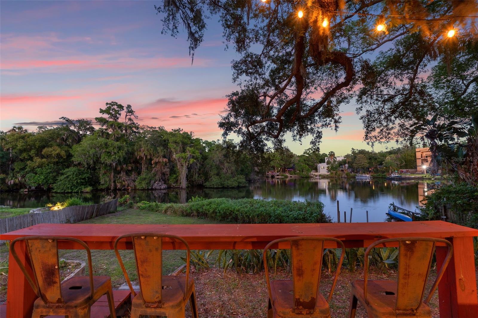 Image 5 of 67 For 1502 Park Circle