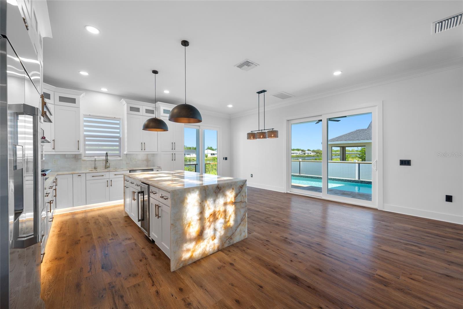 Image 26 of 100 For 3426 Channelside Court