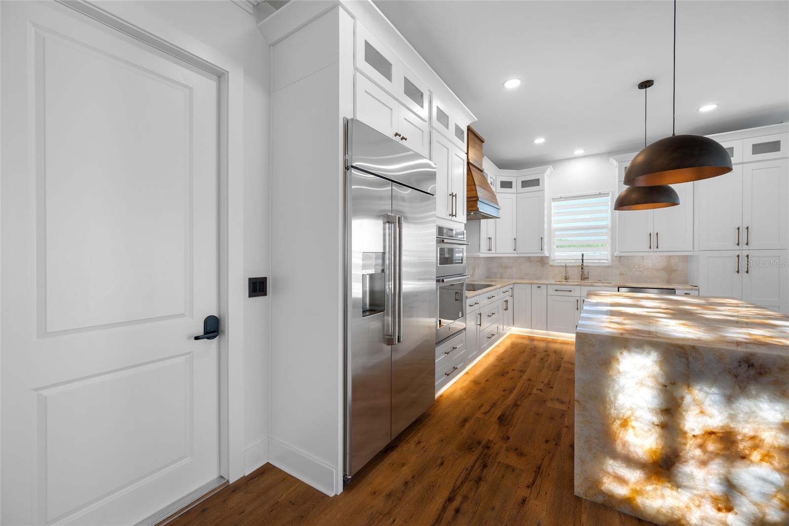 Image 28 of 100 For 3426 Channelside Court