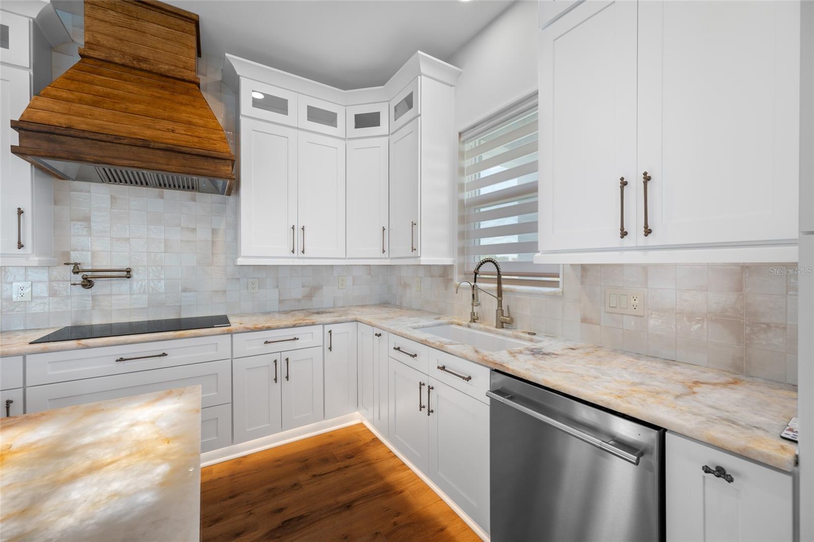 Image 33 of 100 For 3426 Channelside Court