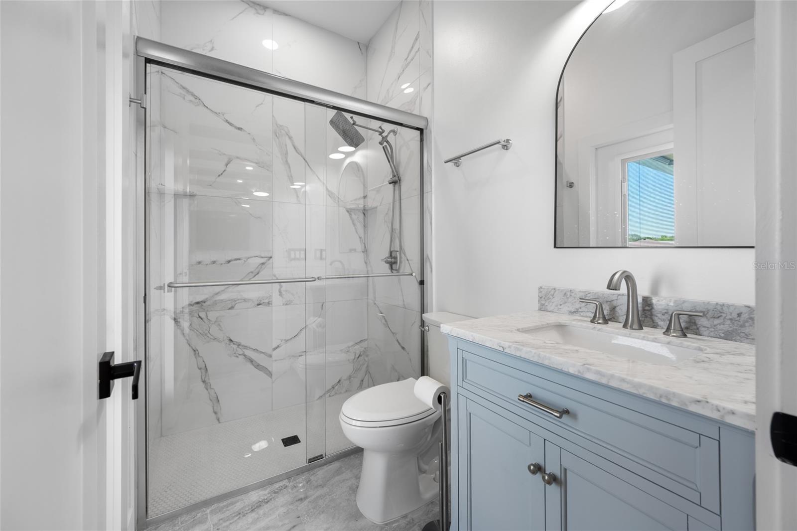 Image 38 of 100 For 3426 Channelside Court