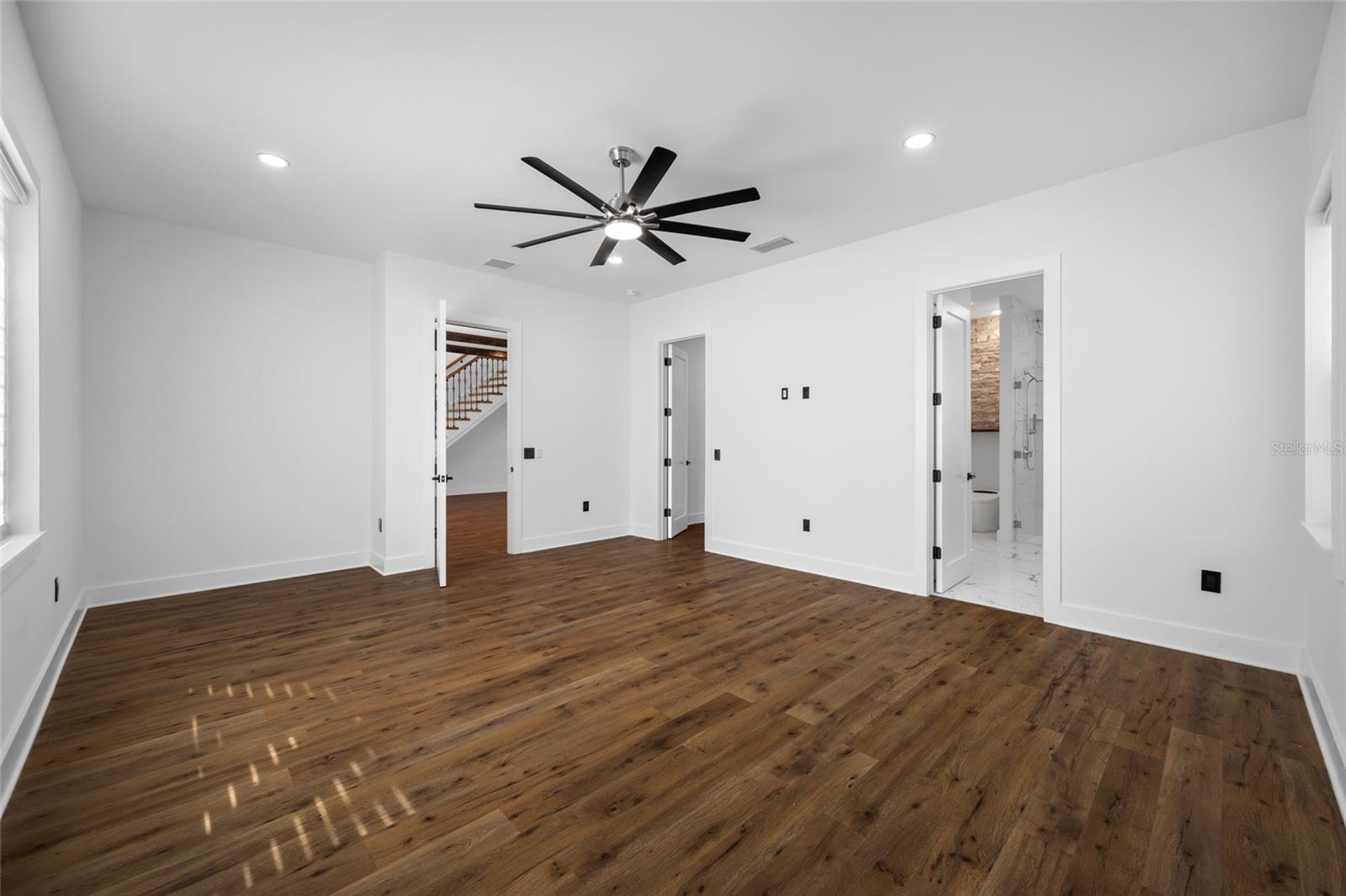 Image 42 of 100 For 3426 Channelside Court